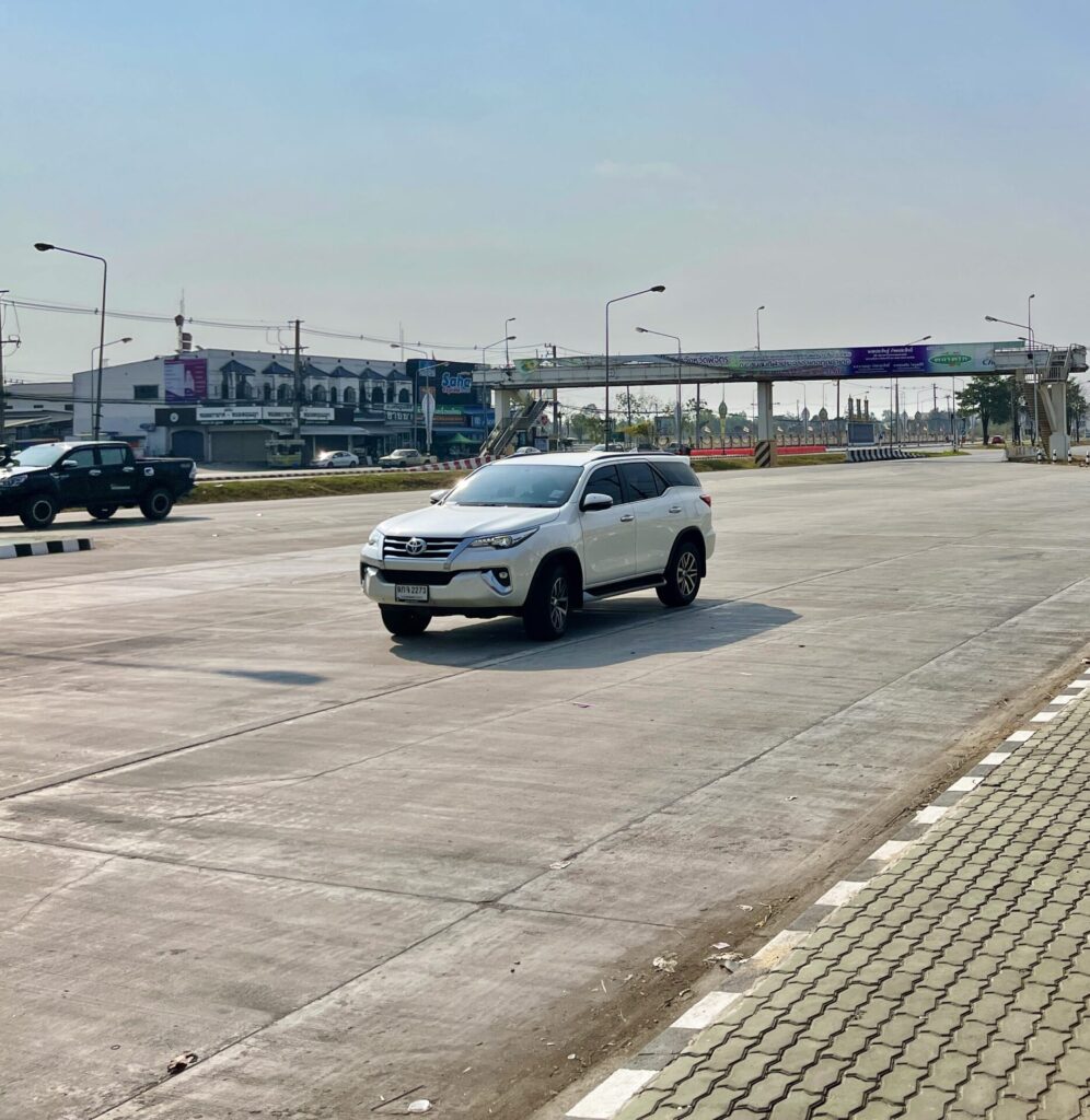 実際にレンタカーで利用したSUVカー